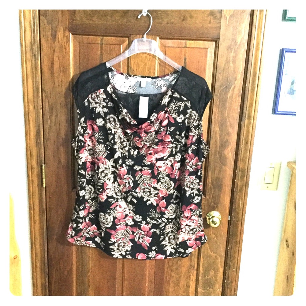 Sleeveless blouse, NWT, black & brown tones